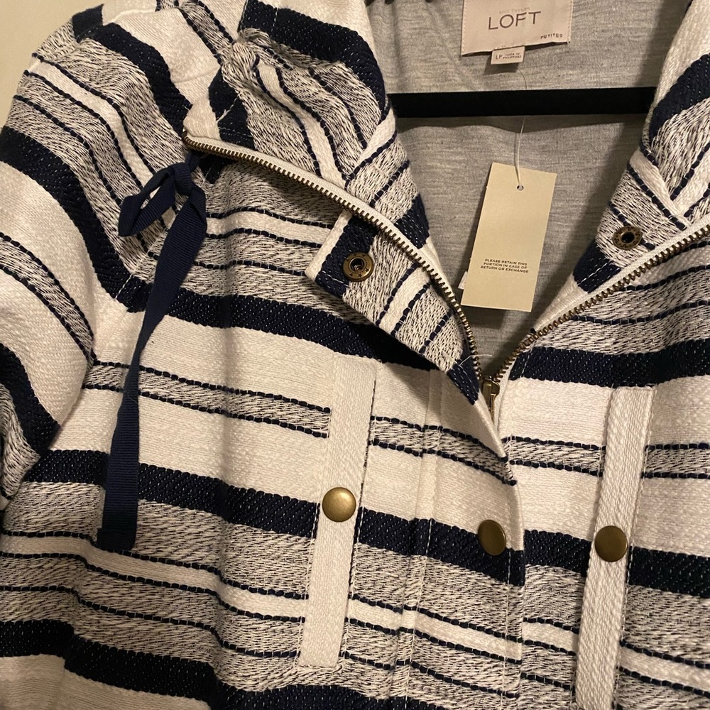 Loft large petite jacket.  NWT navy and white